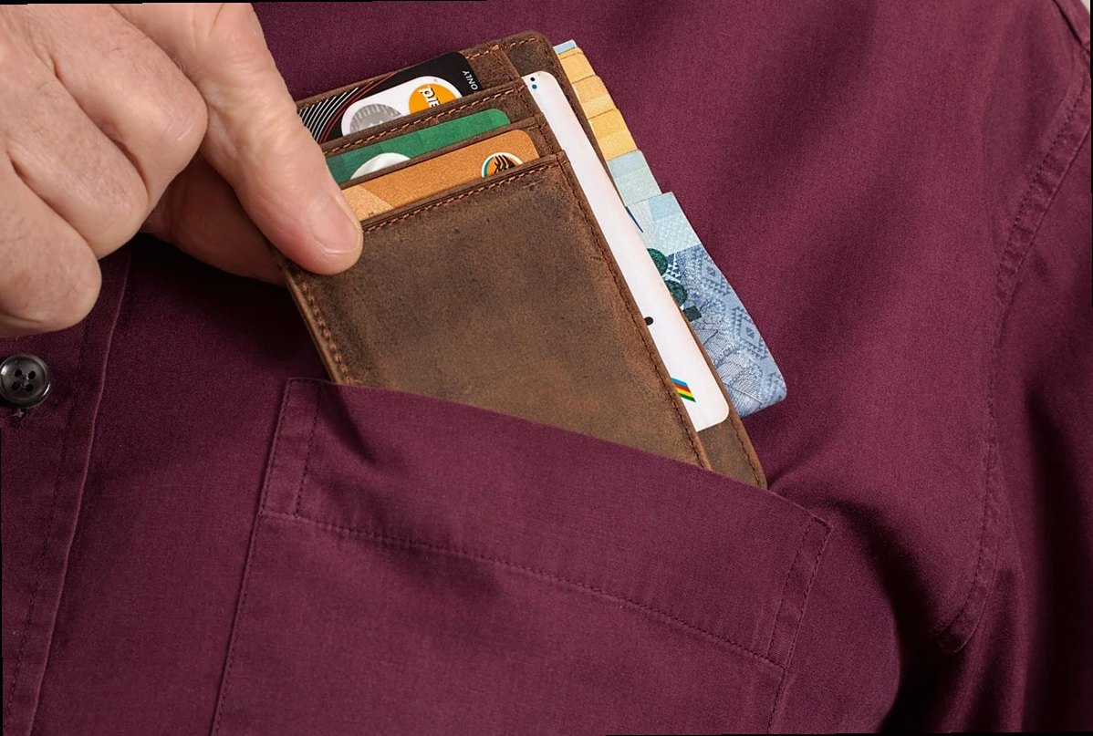 wallet, credit card, cash, investment, money, financial, finance, financial planning, shopping, paying, commerce, wealth